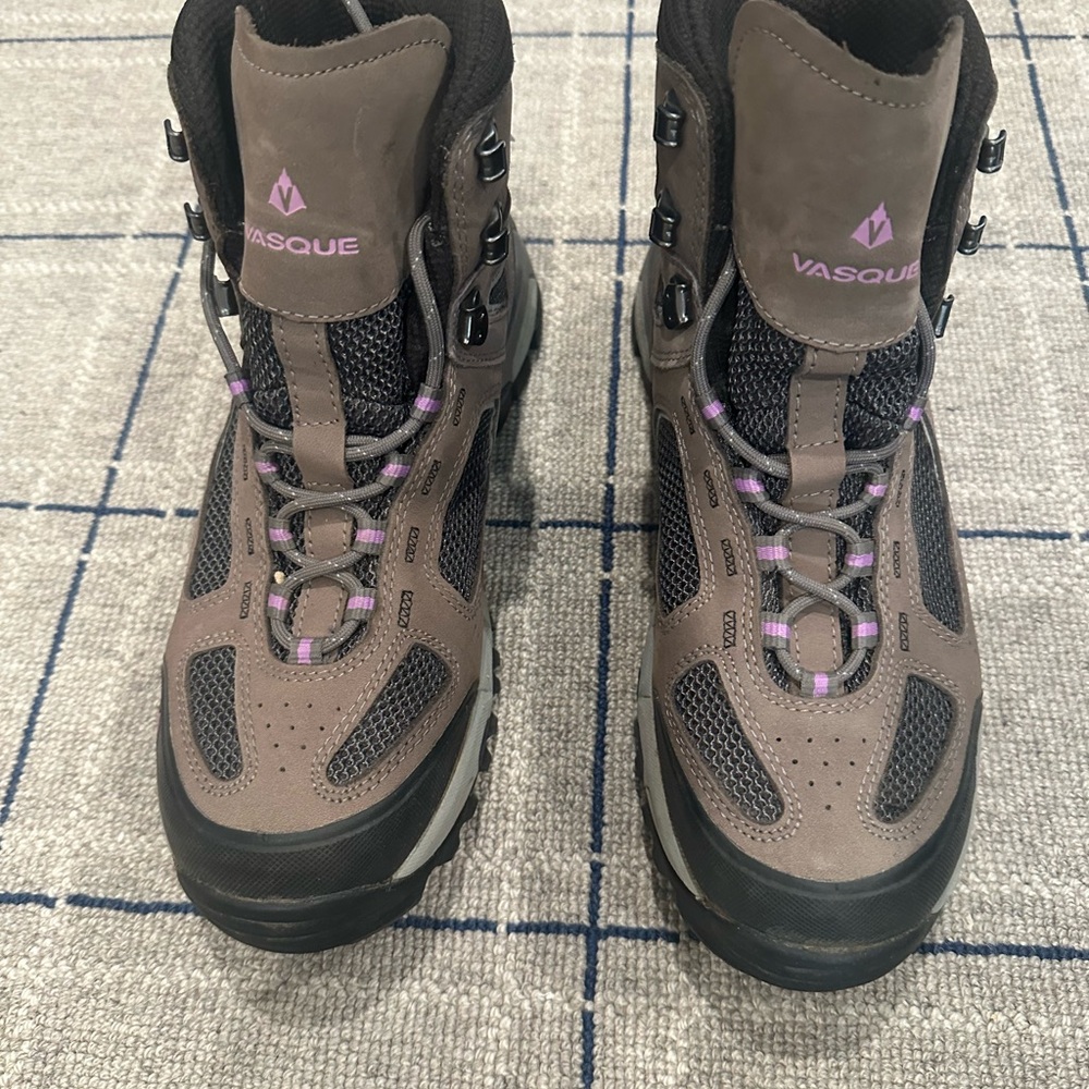 Vasque Women's Winter Boots - Brown and Black with Pink Highlights